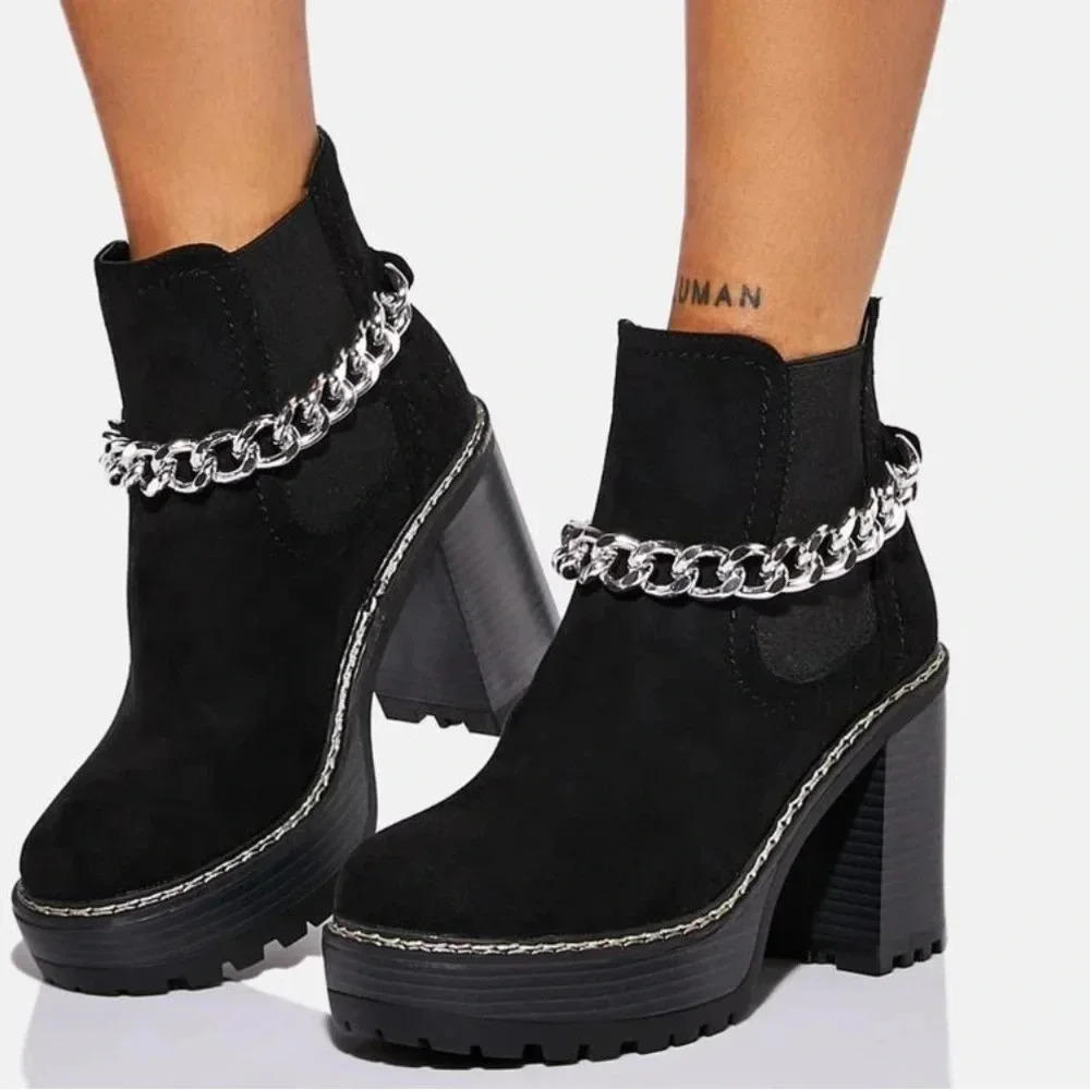 OLIVIA MILLER Afternoon Gaze Chelsea Boots